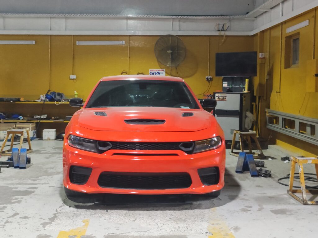 Full Car Service Dubai - Major Service , Minor Service . With Body Work and CCM (Chassis Repair Services)